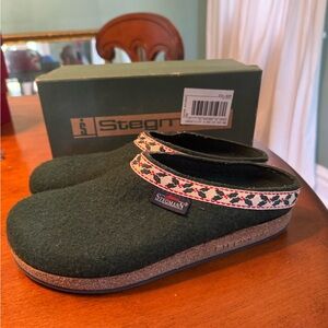 Vintage Stegmann Green Wool Felted Clogs/Slippers